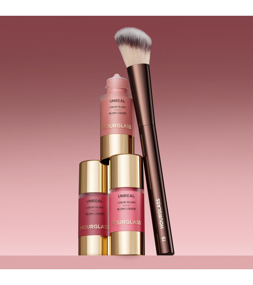 No. 15 Blush Brush