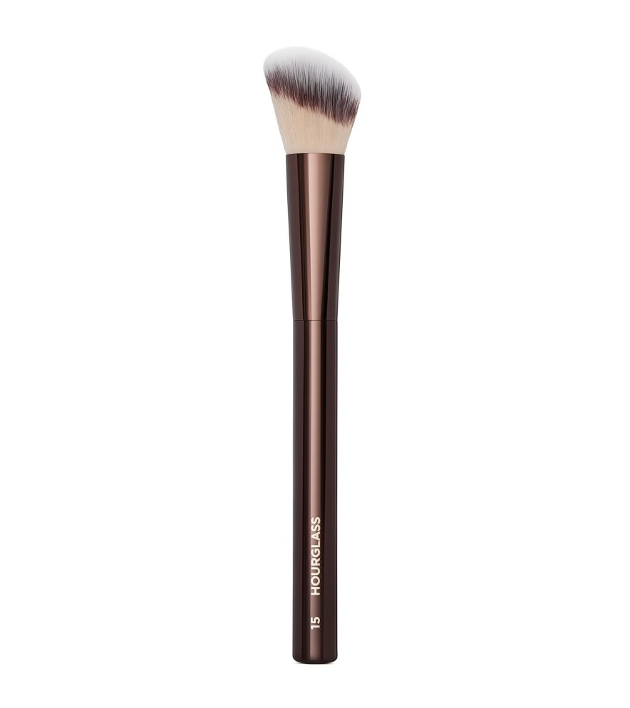 No. 15 Blush Brush