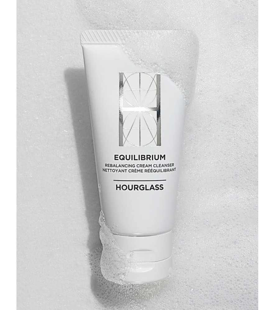 Equilibrium Intensely Hydrating Set